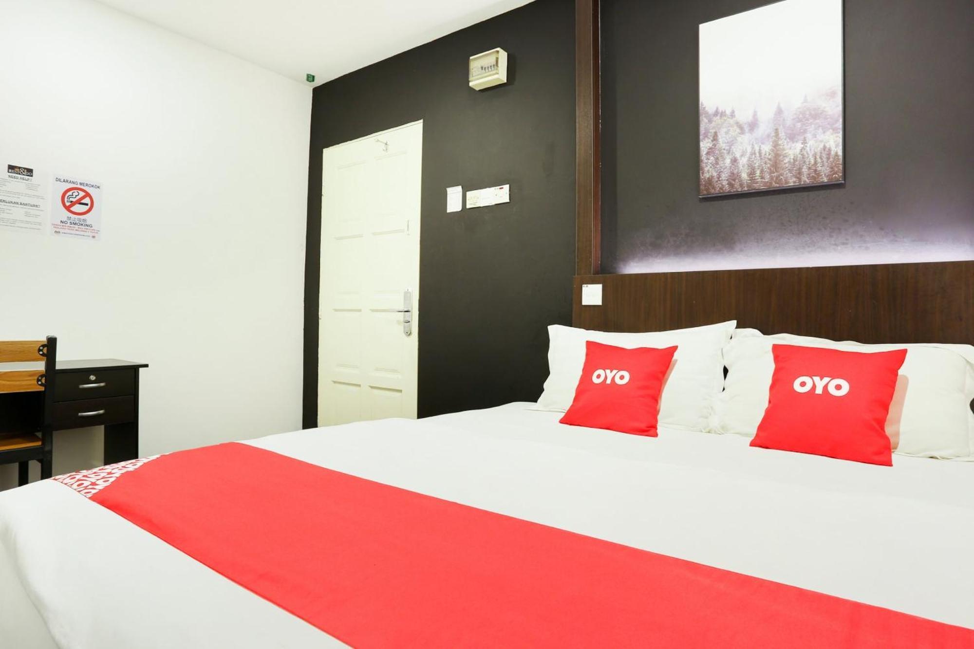 OYO 90460 Hotel Kl2f Rest&Go Shah Alam Exterior foto