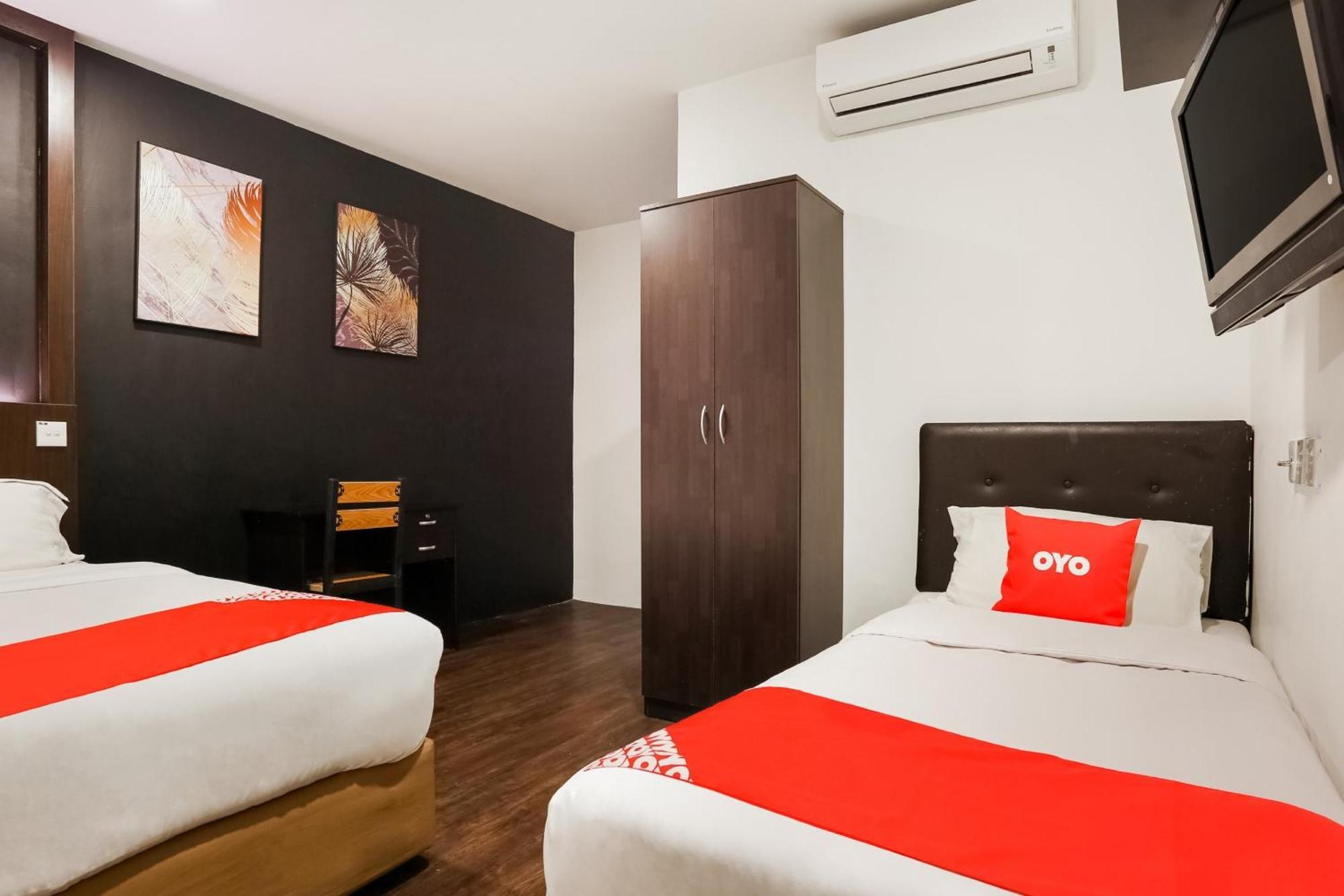 OYO 90460 Hotel Kl2f Rest&Go Shah Alam Exterior foto