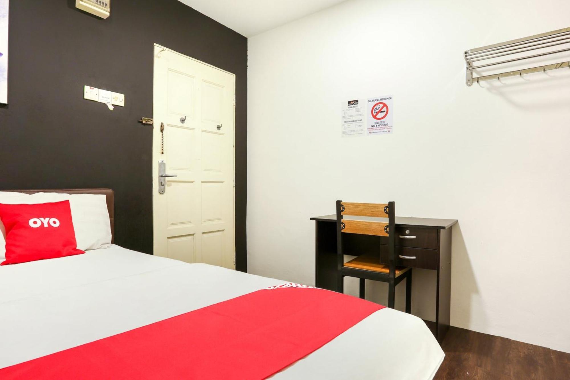 OYO 90460 Hotel Kl2f Rest&Go Shah Alam Exterior foto