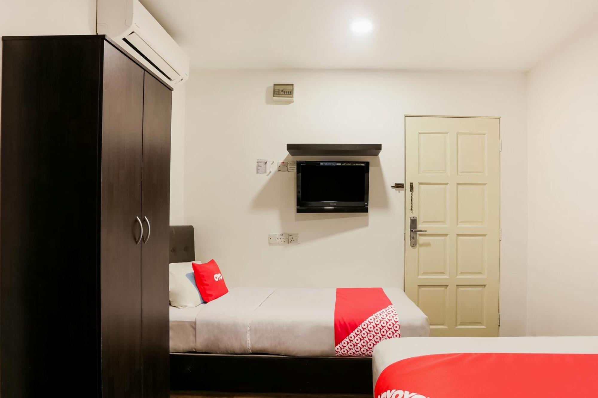 OYO 90460 Hotel Kl2f Rest&Go Shah Alam Exterior foto