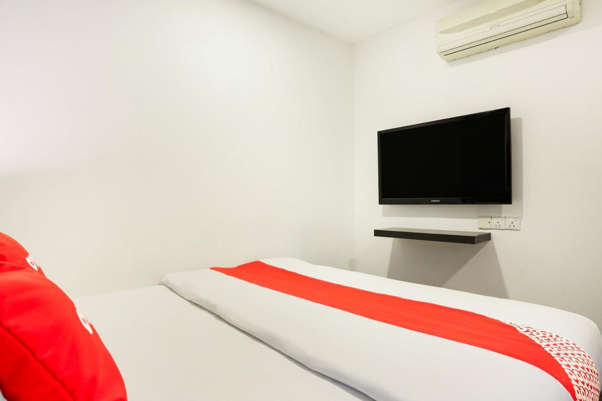 OYO 90460 Hotel Kl2f Rest&Go Shah Alam Exterior foto